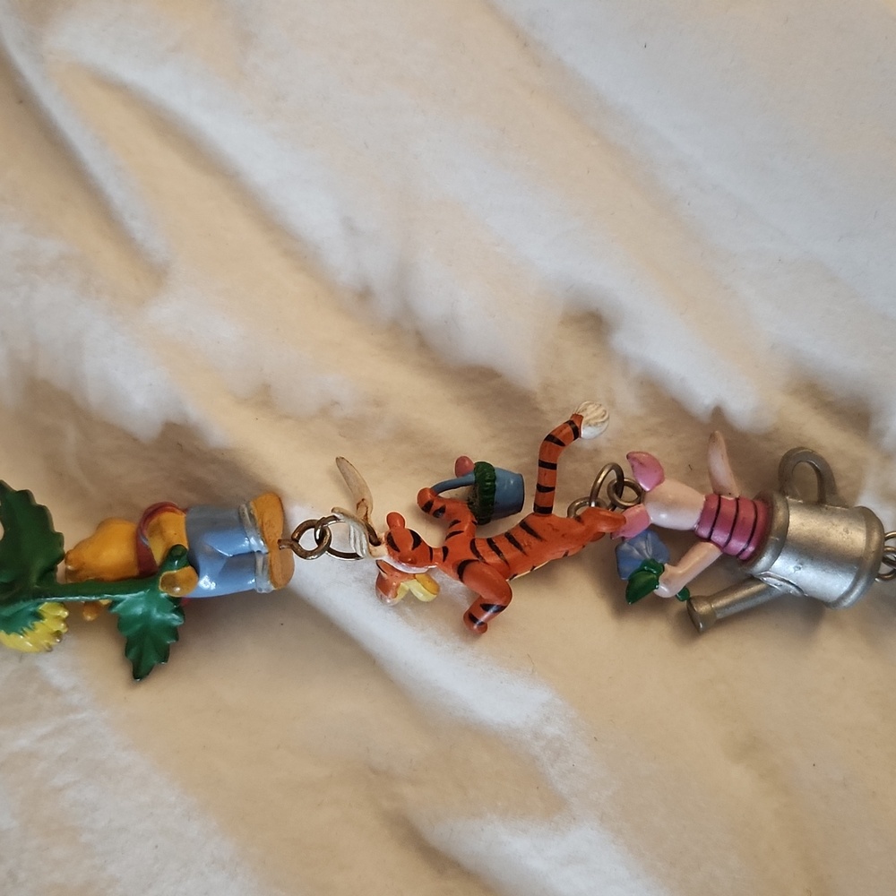 l Disney Vintage Pooh Tigger Piglet Character Keychain Charm - Picture 5 of 7